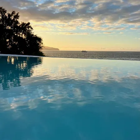 Ocean View Pico Villa