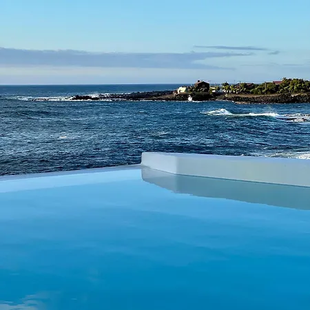 Ocean View Pico Villa *