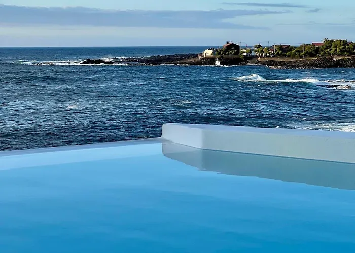 Ocean View Pico Villa *